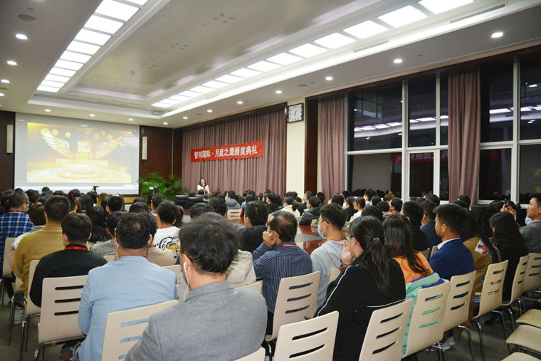 同心同进，点燃你我！智邦国际10月月度之鹰颁奖典礼成功举办！