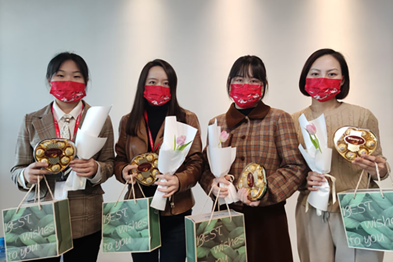 致最美女神:不负芳华,不负青春,最爱是你!