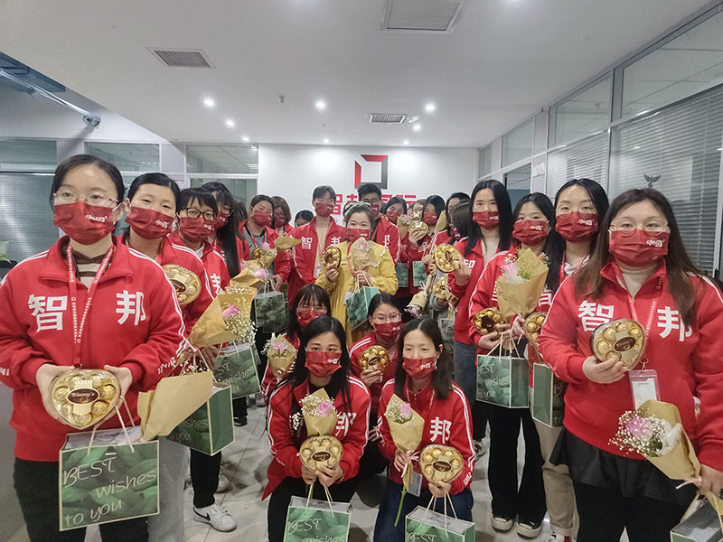 致最美女神:不负芳华,不负青春,最爱是你!