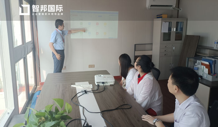 闵哲服饰签约智邦国际ERP系统,加强业财融合