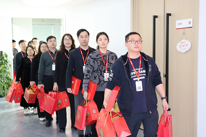 智邦国际祝您春节快乐！