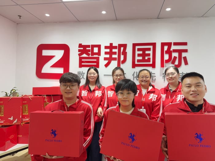 月满华诞，家国同庆，智邦国际祝您中秋国庆双节快乐！