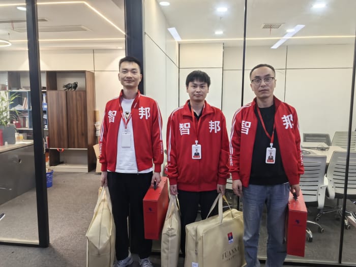 月满华诞，家国同庆，智邦国际祝您中秋国庆双节快乐！